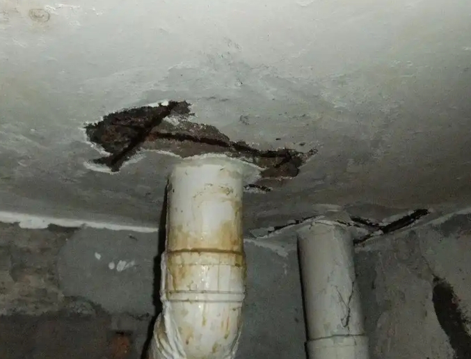 郑州中原区卫生间漏水维修公司浅析郑州中原区卫生间渗水维修的方法