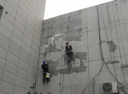 郑州中原区楼顶漏水维修公司分享下郑州中原区外墙防水的注意事项