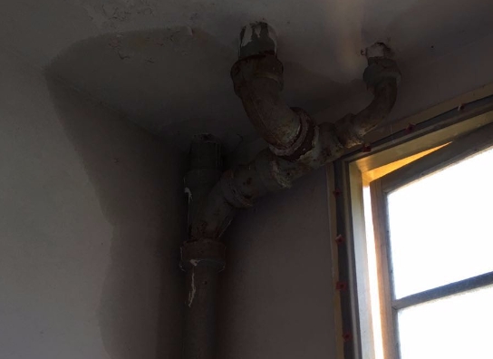 郑州中原区卫生间漏水维修公司专业解读郑州中原区卫生间防水的步骤
